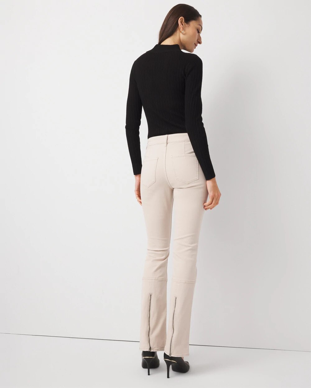 WHBM_Pret20Zip20Hem20Bootcut_570402081_NEU002277_OF_ALT201.jpeg
