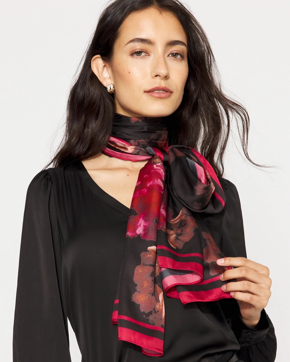 WHBM_Printed20Square20Scarf_570396045_BLK006911_OF_MAIN.jpeg