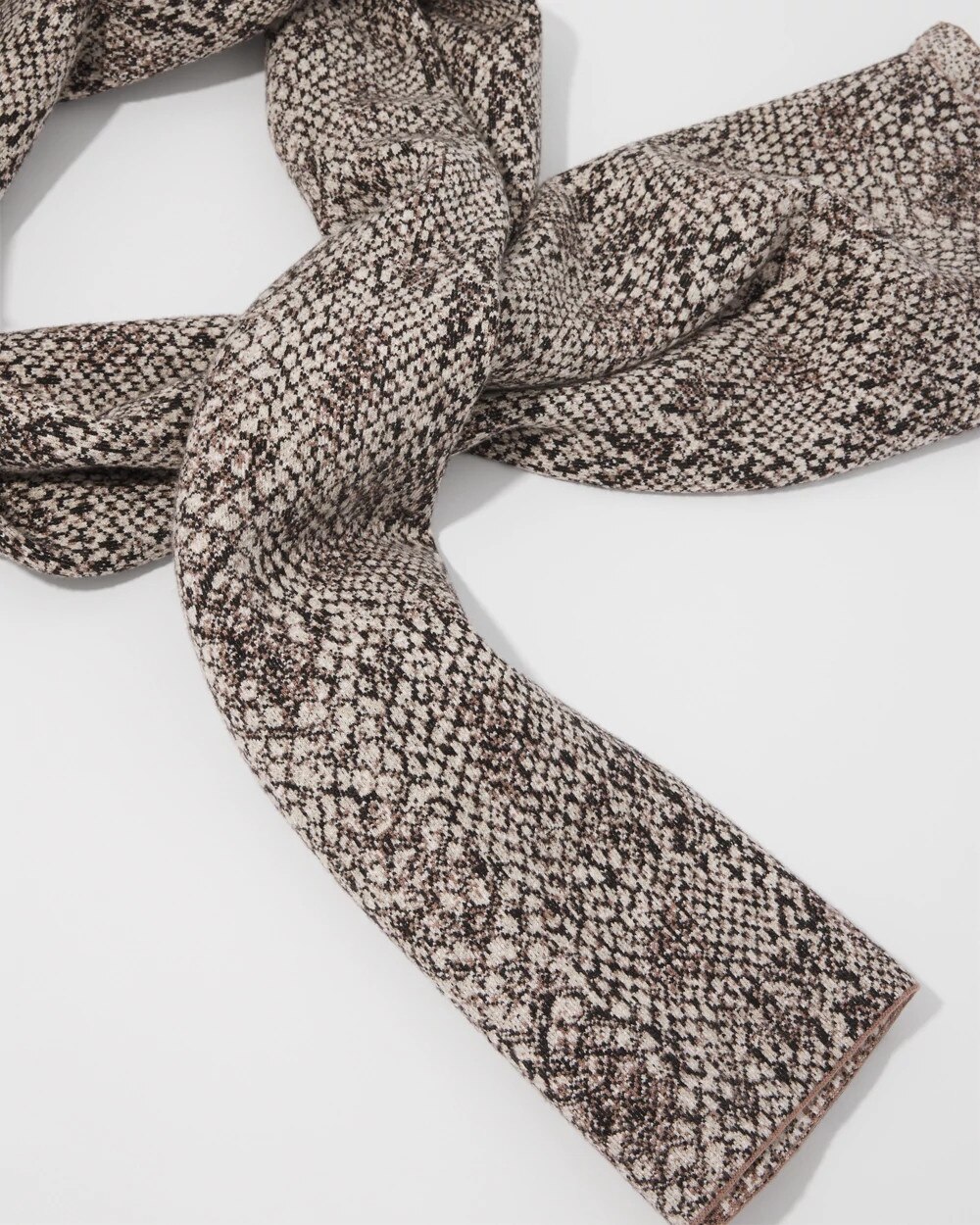 WHBM_Python20Wrap_570401521_BLK007314_TT_ALT201.jpeg