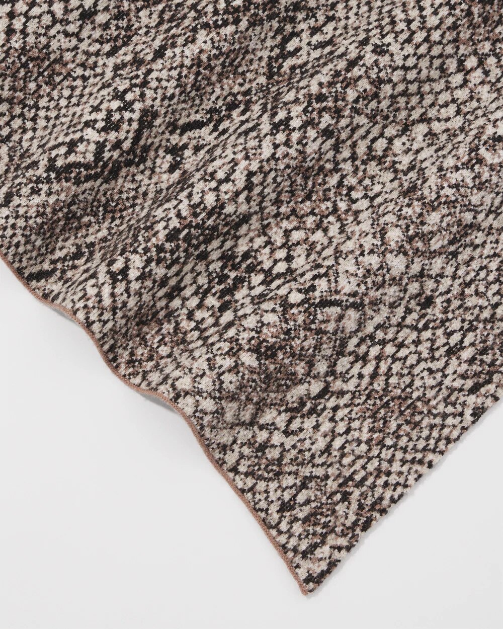 WHBM_Python20Wrap_570401521_BLK007314_TT_ALT202.jpeg