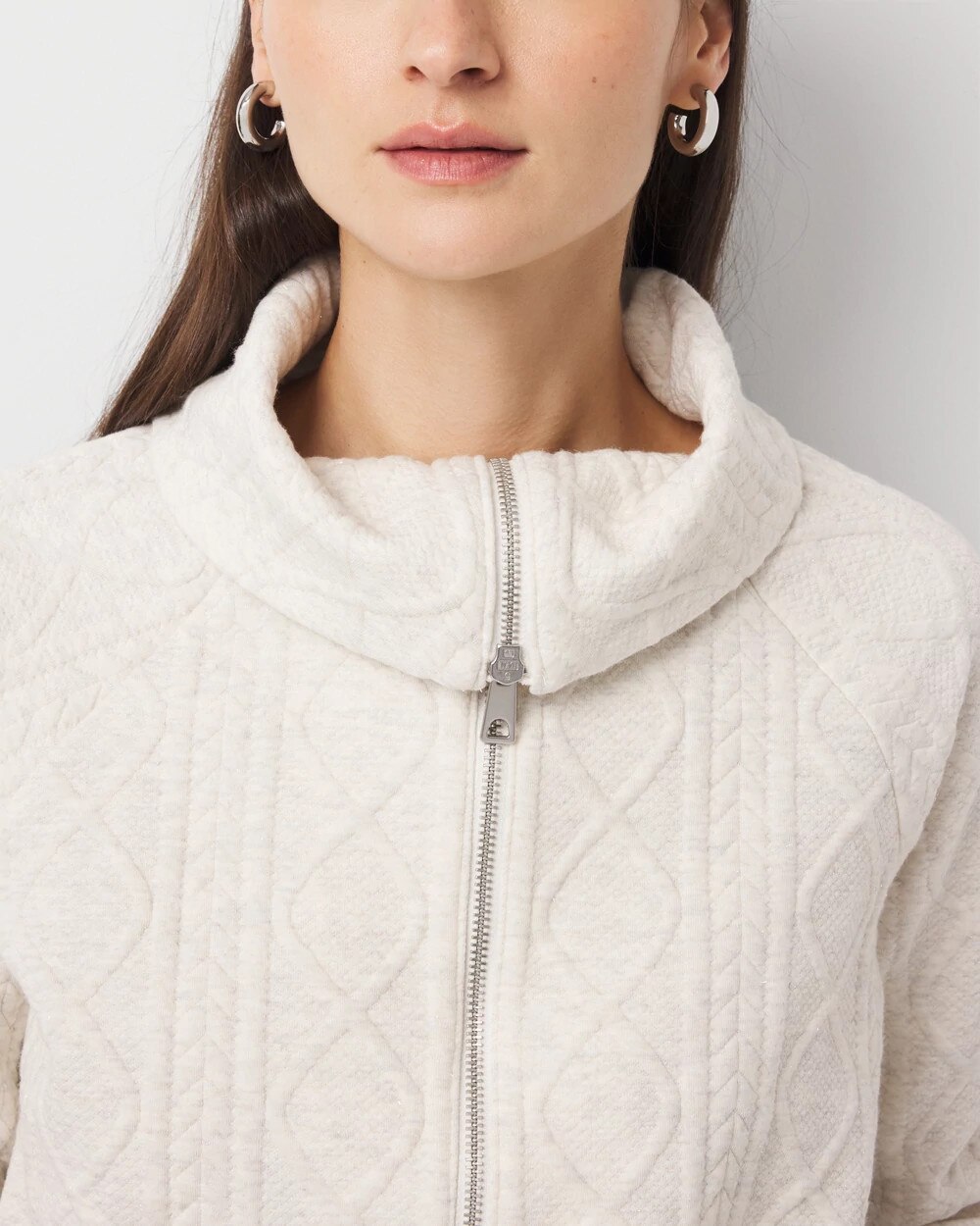 WHBM_Quilt20Funnel20Nk20Half20Zip_570401966_WHT006854_OF_ALT202-1.jpeg