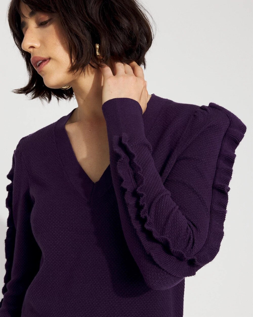WHBM_Ruffle20LS20Fitted20Sweater_570402120_PRP002439_OF_ALT202.jpeg