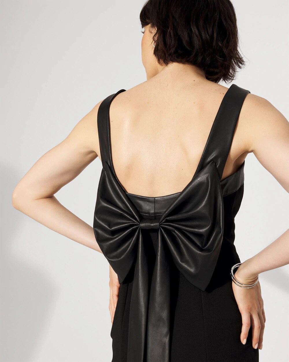 WHBM_SL20Bow20Back20Midi_570396639_BLK000001_OF_ALT202.jpeg