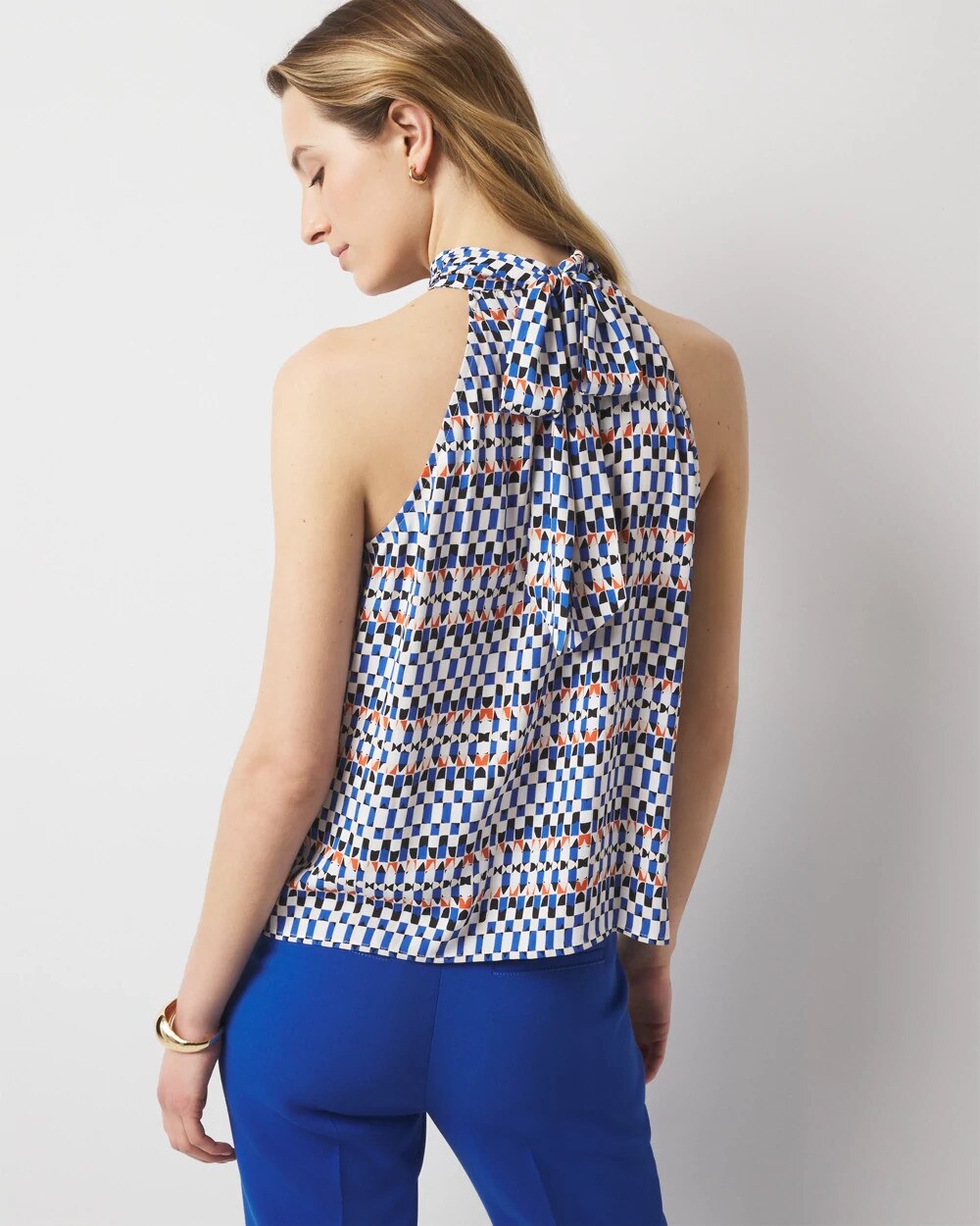WHBM_SL20Cutout20Tie20Neck20Halter_570392541_IVO006764_OF_ALT203-1.jpeg