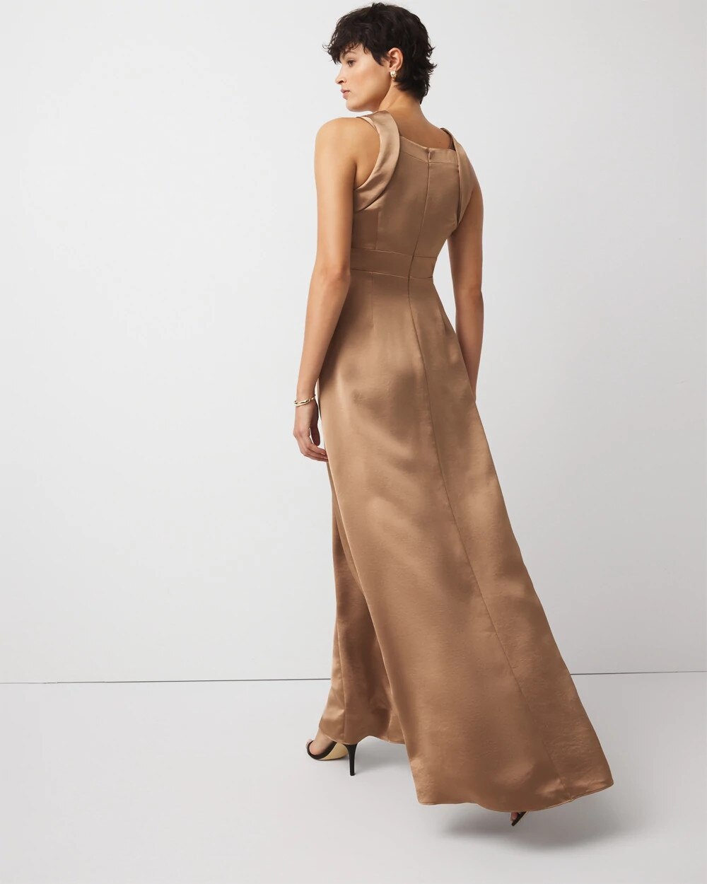 WHBM_SL20Deep20V20Satin20Maxi_570401873_NEU007035_OF_ALT203.jpeg