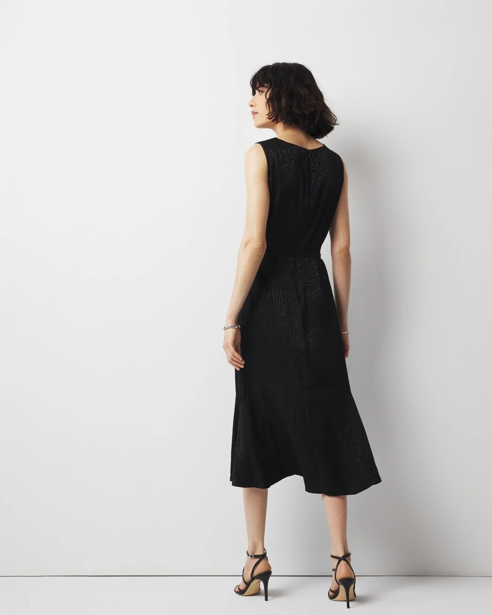 WHBM_SL20Jacquard20Midi_570381775_BLK000001_OF_ALT203.jpeg