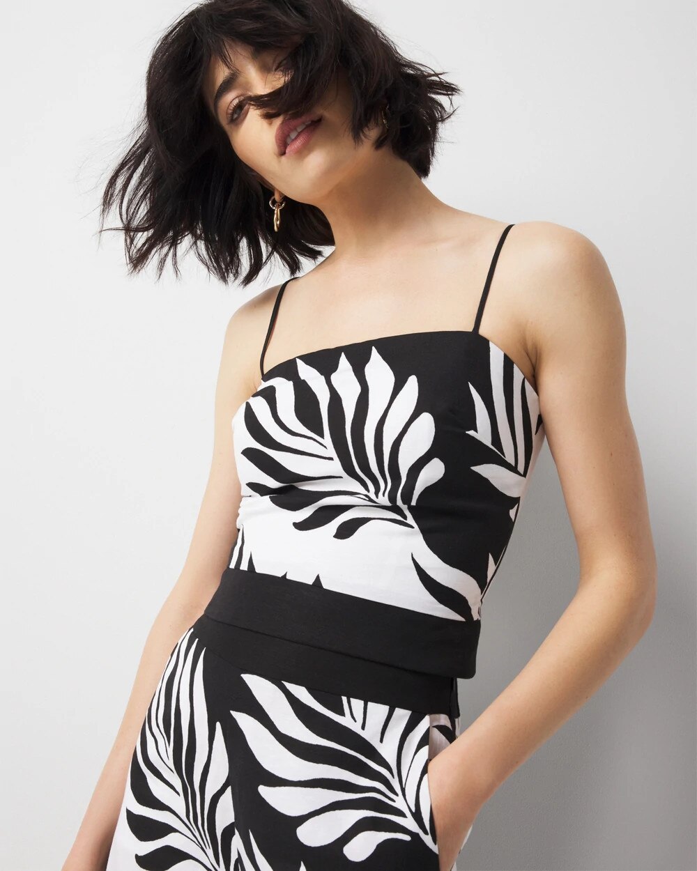 WHBM_SL20Linen20Bustier_570390017_BLK006718_OF_MAIN-1.jpeg
