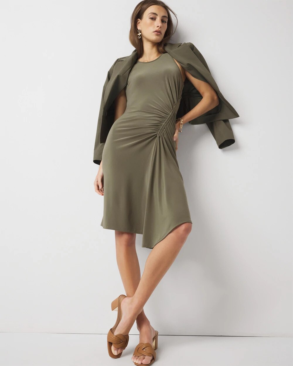WHBM_SL20Ruched20Dtl20Mini_570386803_GRN002887_OF_ALT201.jpeg