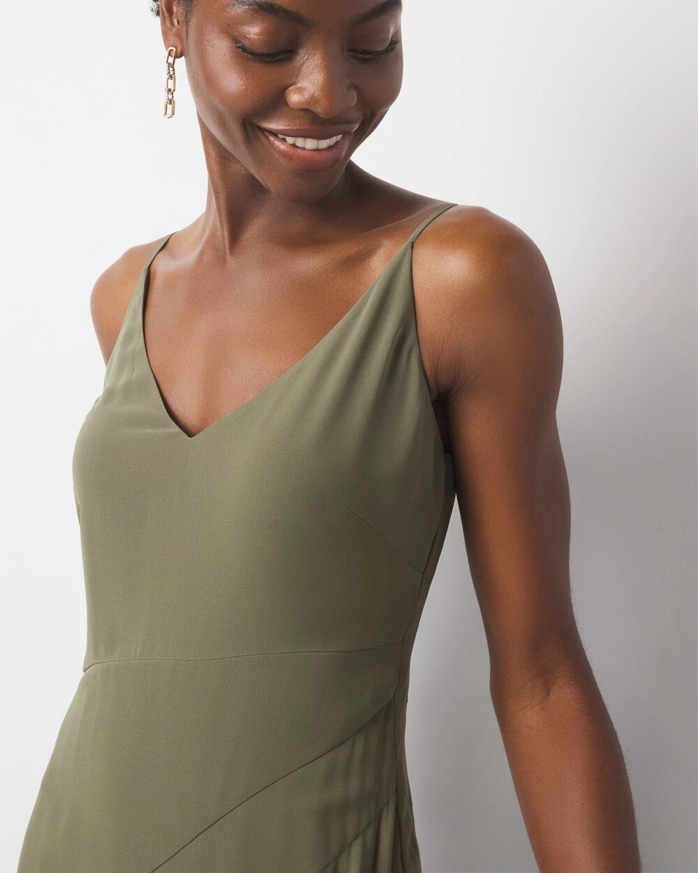 WHBM_SL20Ruffle20Slip20Midi_570388362_GRN002887_OF_ALT202.jpeg