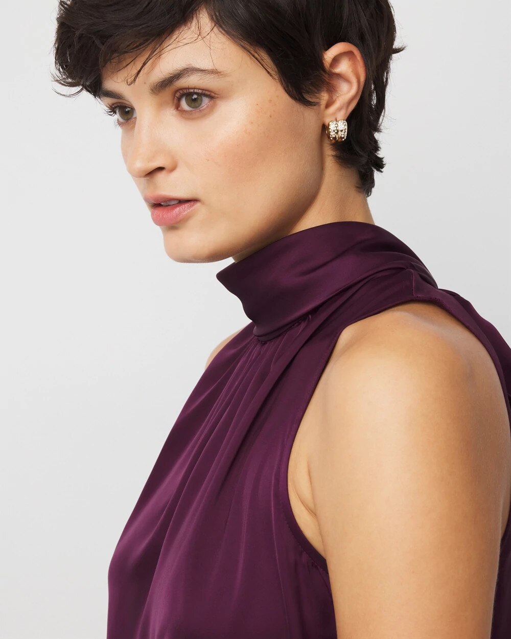 WHBM_SL20Satin20Bow20Halter_570403084_PRP002213_OF_ALT202.jpeg