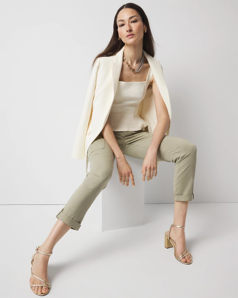 WHBM_SL20Scoop20Nk20Peplum_570388683_WHT006744_OF_ALT201.jpeg