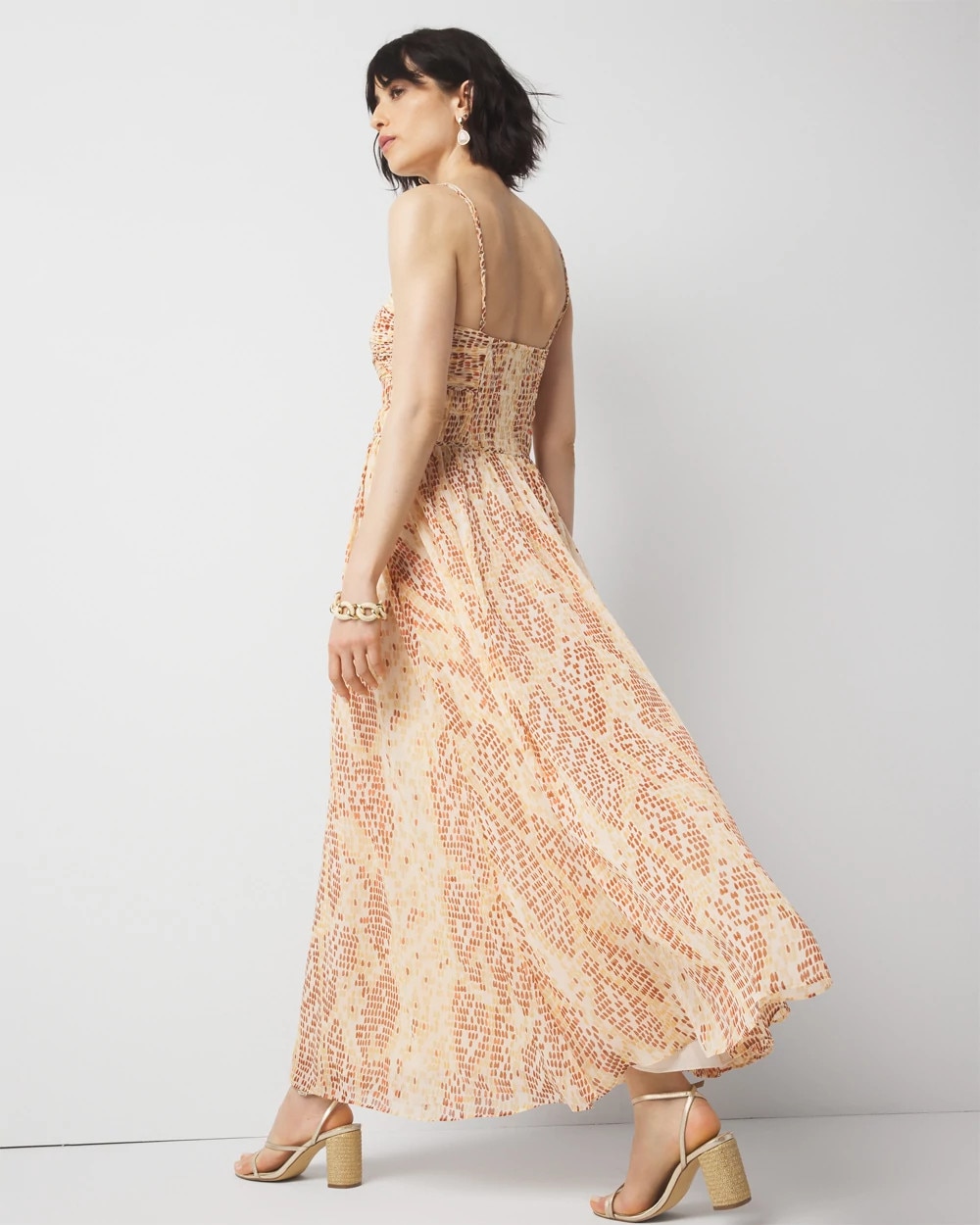 WHBM_SL20Shirred20Maxi_570394577_NEU007078_OF_ALT203-1.jpeg