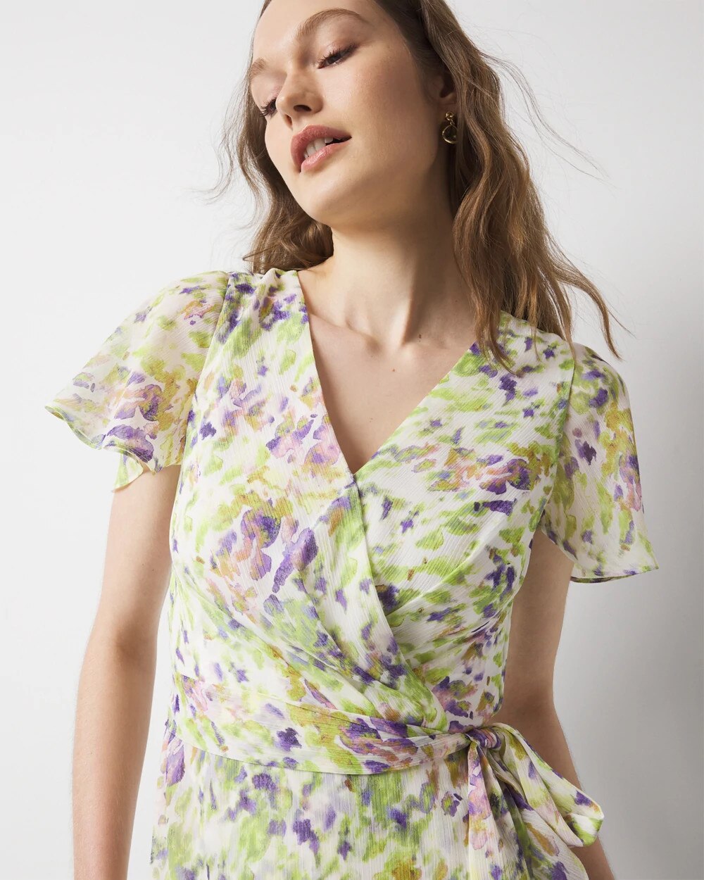 WHBM_SS20Chiffon20Wrap20Dress_570386906_IVO006614_OF_ALT202-1.jpeg