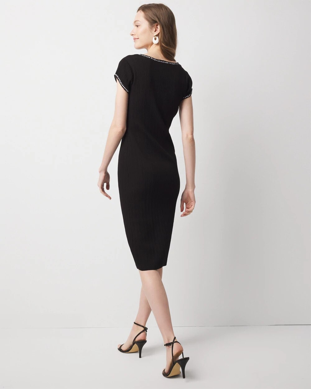 WHBM_SS20Contrast20Sweater20Midi_570391952_BLK000001_OF_ALT203-1.jpeg