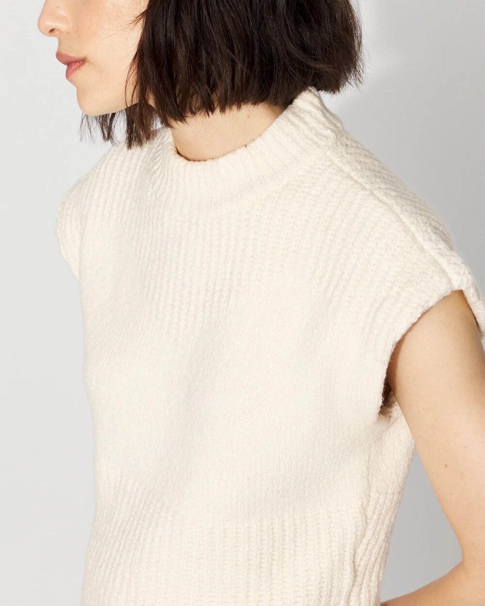 WHBM_SS20MockNk20Sweater20Vest_570398664_NEU006836_OF_ALT202-1.jpeg