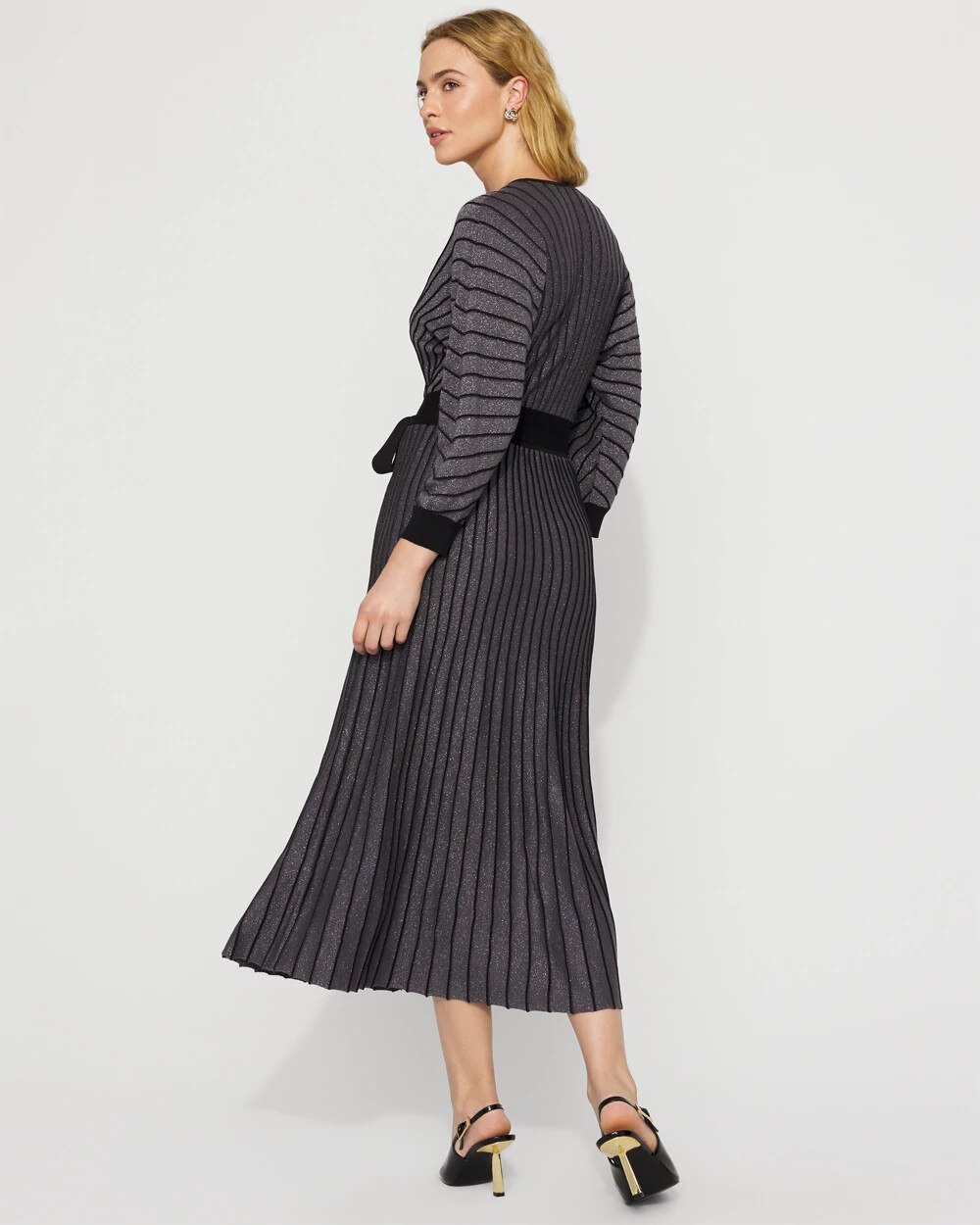 WHBM_SS20Pleated20Sweater20Midi_570397889_GRY007102_OF_ALT203.jpeg