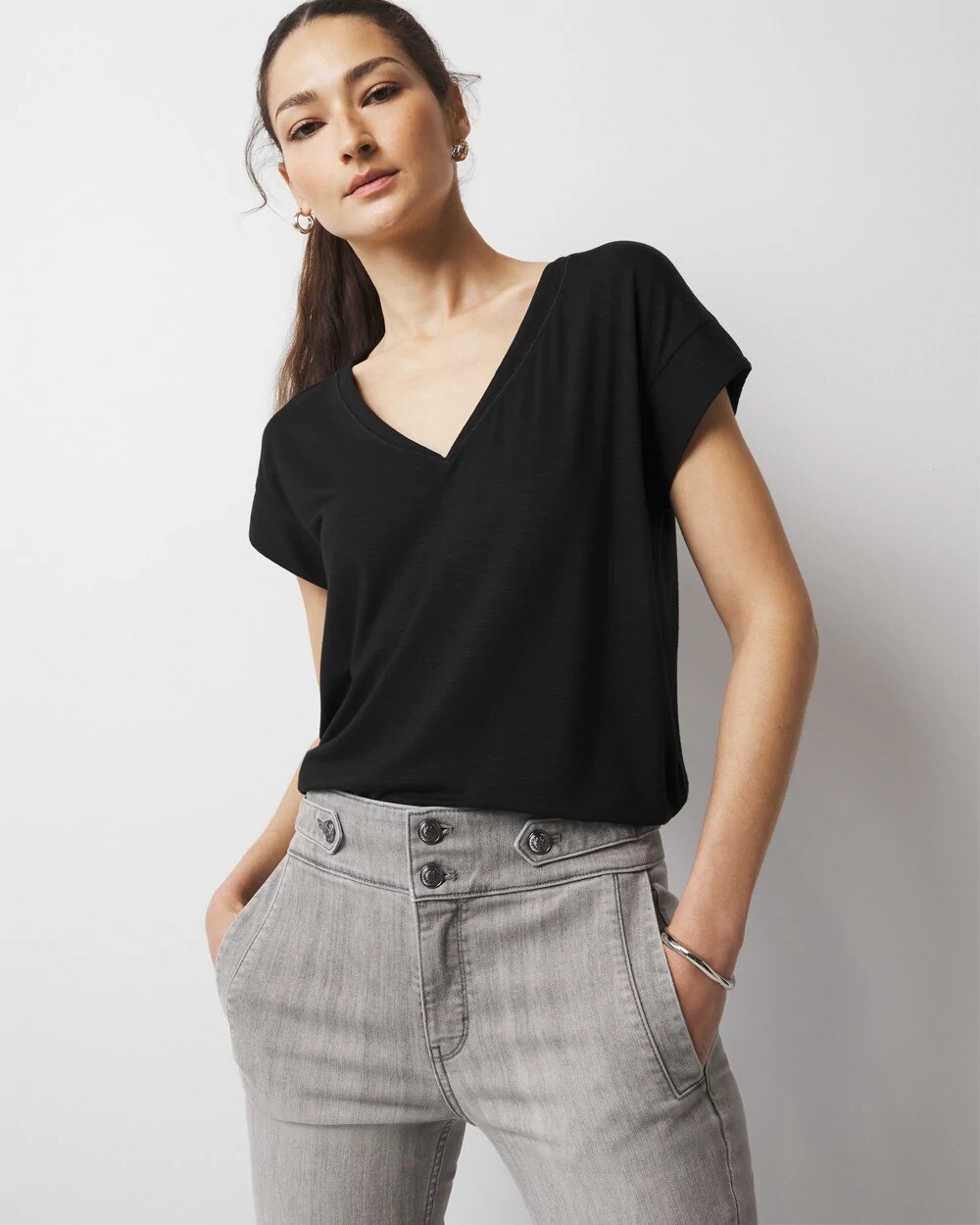 WHBM_SS20Power20Tee_570317989_BLK000001_OF_ALT201.jpeg