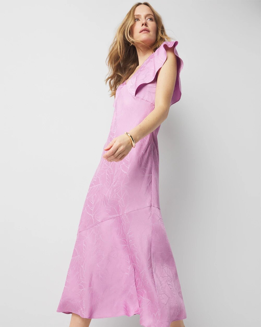WHBM_SS20Satin20Midi_570387413_PRP006771_OF_ALT201.jpeg