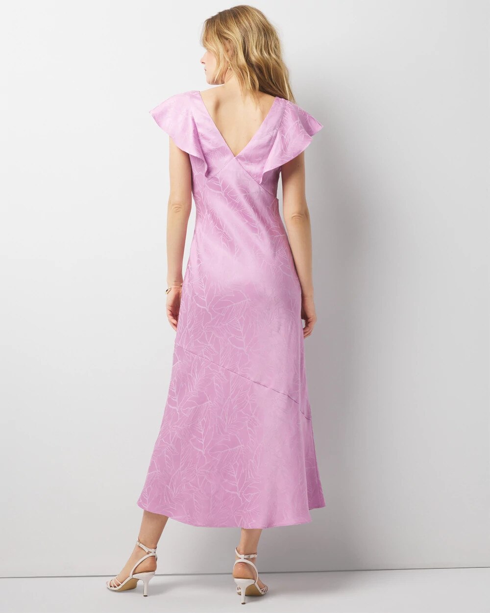 WHBM_SS20Satin20Midi_570387413_PRP006771_OF_ALT203.jpeg