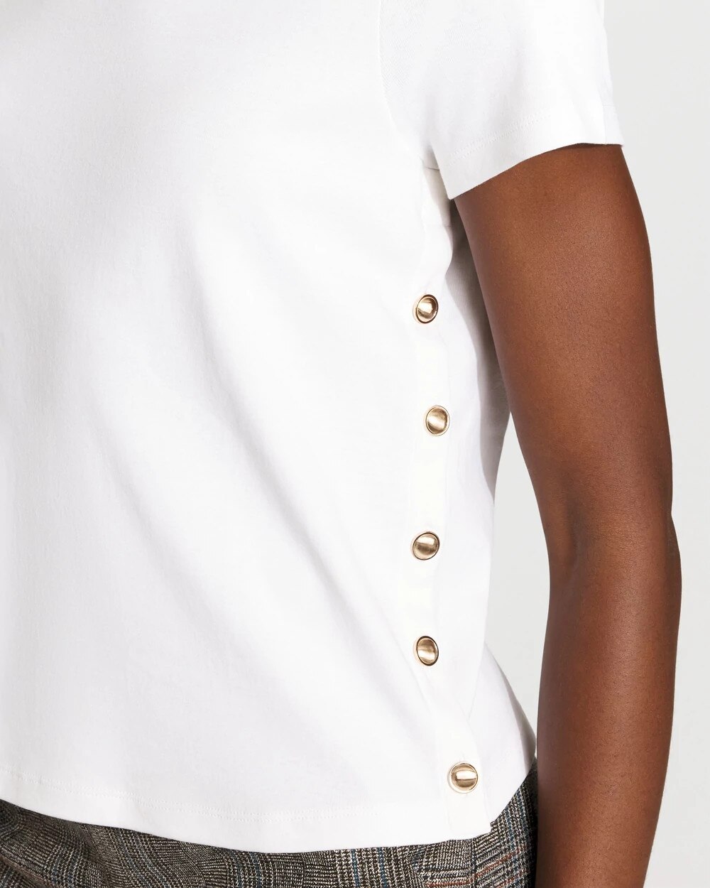 WHBM_SS20Side20Button20Tee_570401583_WHT000100_OF_ALT202.jpeg