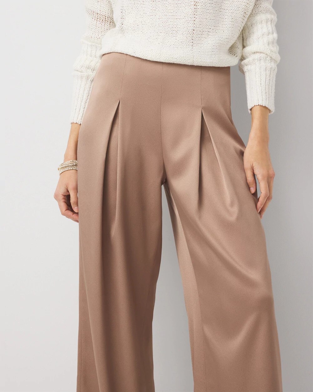 WHBM_Satin20Wide20Leg_570400301_BRN007203_OF_ALT202.jpeg