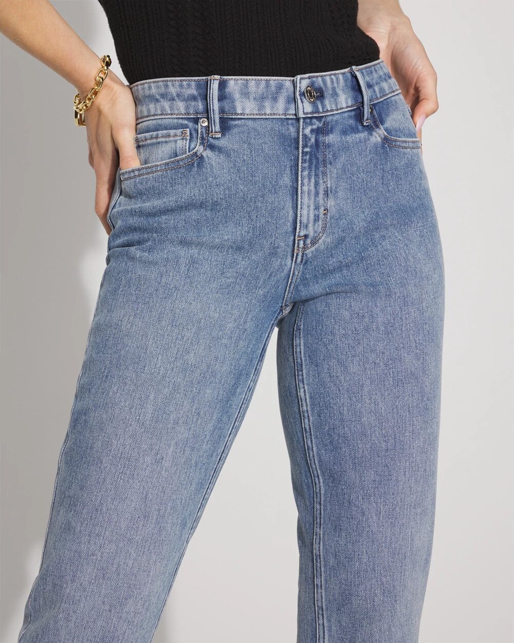 WHBM_Slim20520Pocket_570393338_BLU007015_OF_ALT202.jpeg