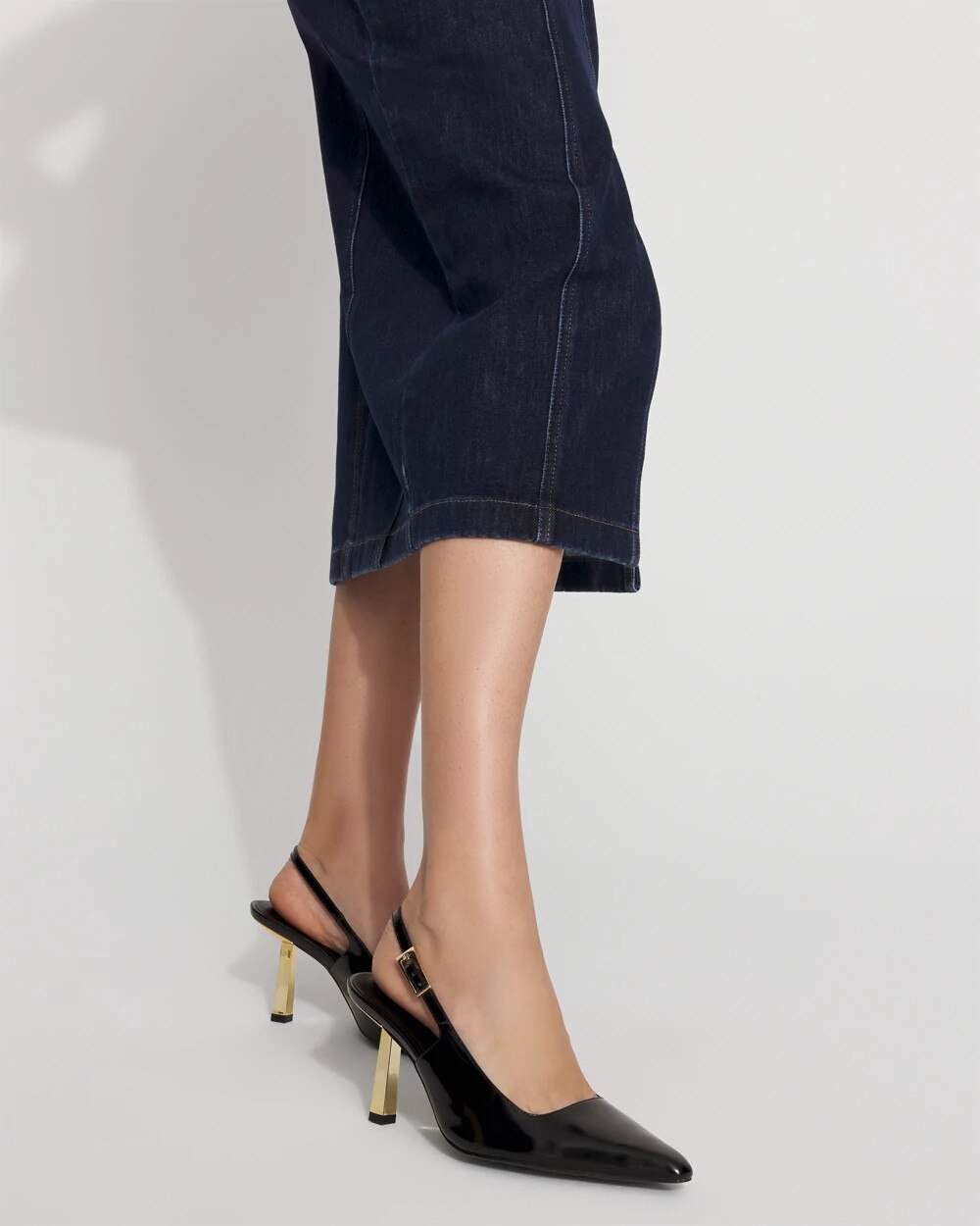WHBM_Stmnt20Bckl20Slingback20Pump_570399018_BLK000001_OF_MAIN.jpeg