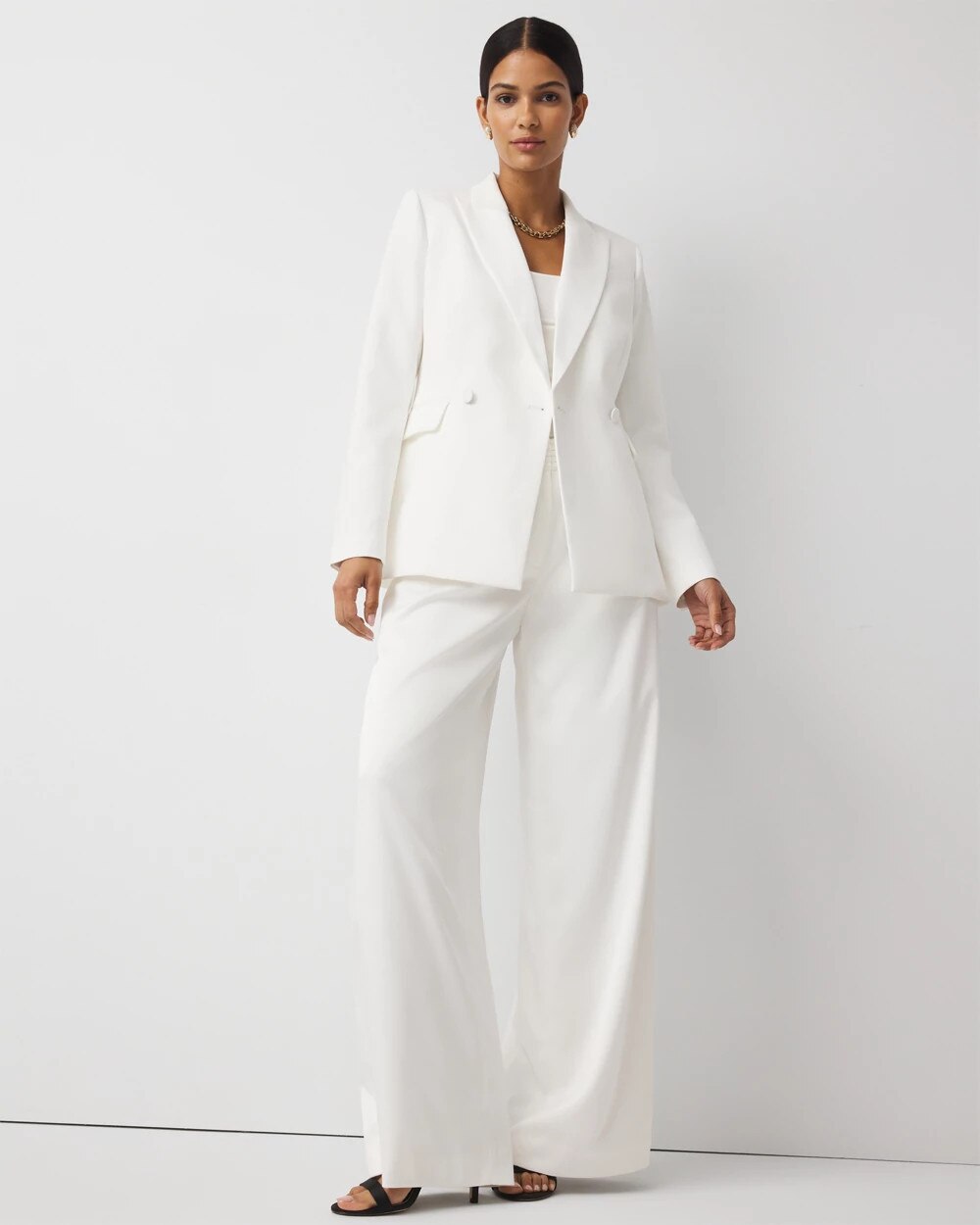 WHBM_Tuxedo20DB20Blazer_570401570_IVO000190_OF_ALT201.jpeg