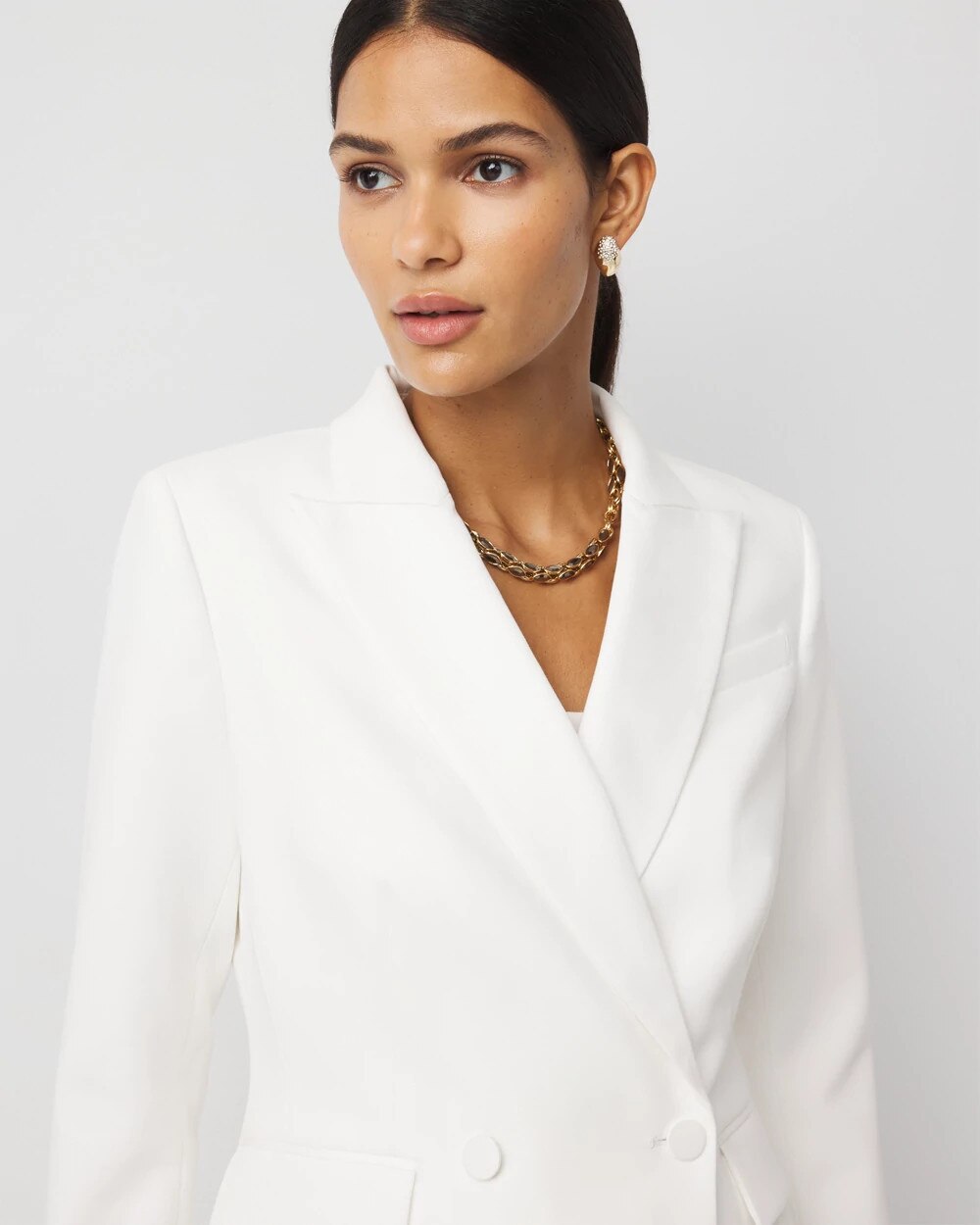 WHBM_Tuxedo20DB20Blazer_570401570_IVO000190_OF_ALT202.jpeg