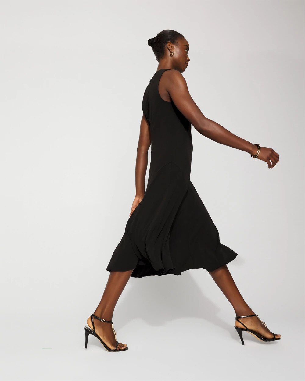 WHBM_Twist20Neck20Cutout20Midi_570395389_BLK000001_OF_ALT201-1.jpeg