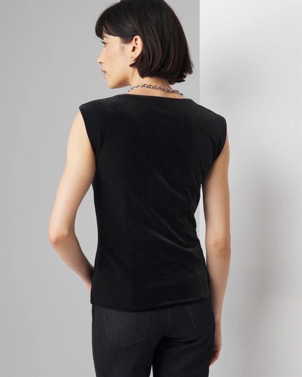 WHBM_Velvet20Cap20Slv20Top_570377488_BLK000001_OF_ALT203.jpeg