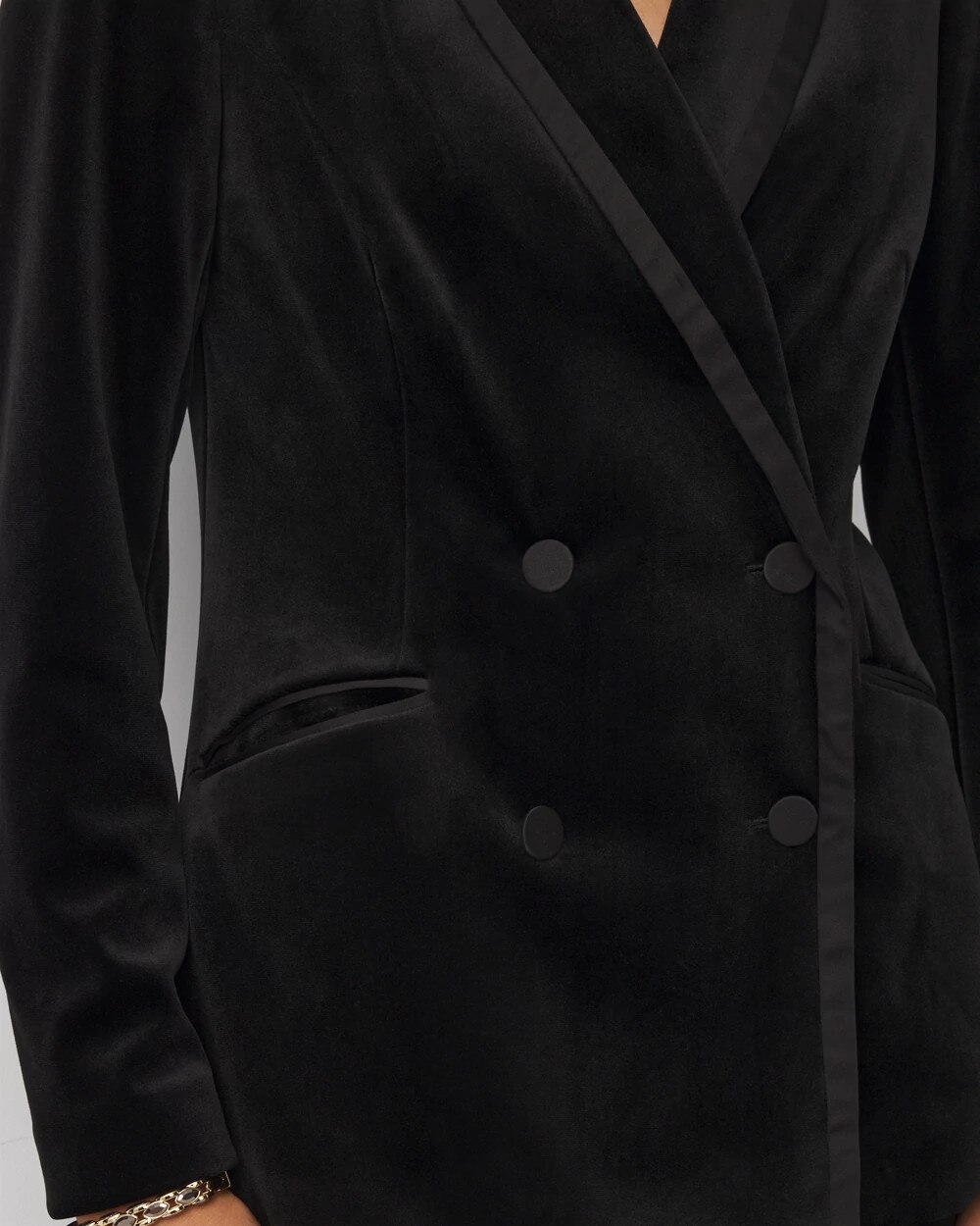 WHBM_Velvet20DB20Blazer_570399868_BLK000001_OF_ALT202.jpeg