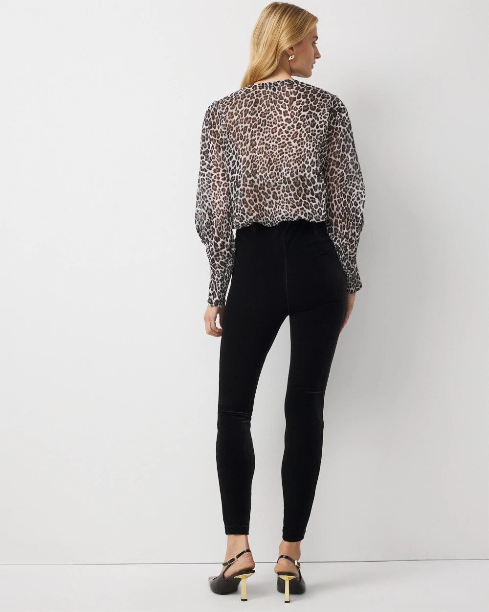 WHBM_Velvet20Legging_570399603_BLK000001_OF_ALT203.jpeg