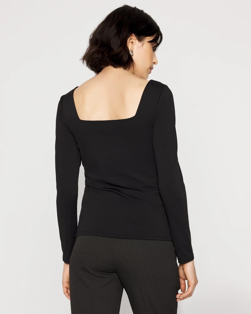 WHBM_WHBMFORME20Hvy20LS20Sq20Nk_570396829_BLK000001_OF_ALT203-1.jpeg