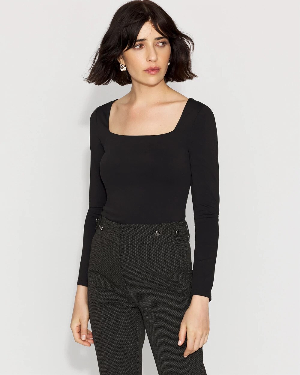 WHBM_WHBMFORME20Hvy20LS20Sq20Nk_570396829_BLK000001_OF_MAIN-3.jpeg