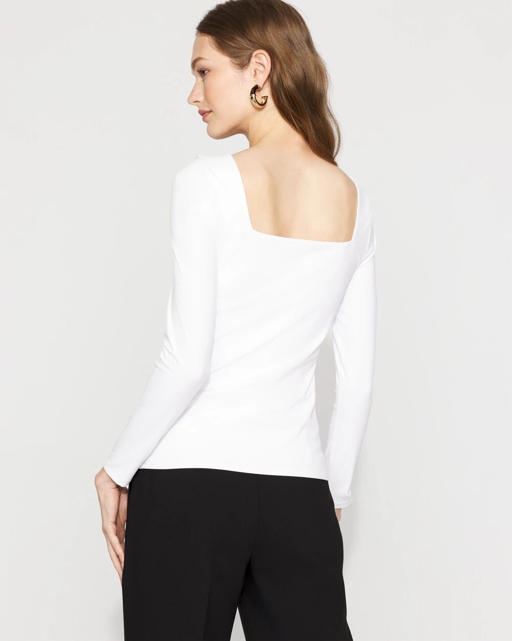 WHBM_WHBMFORME20Hvy20LS20Sq20Nk_570396830_WHT000100_OF_ALT203-1.jpeg