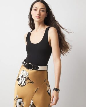 WHBMFORME All Ways Stretch Scoop Neck Bodysuit