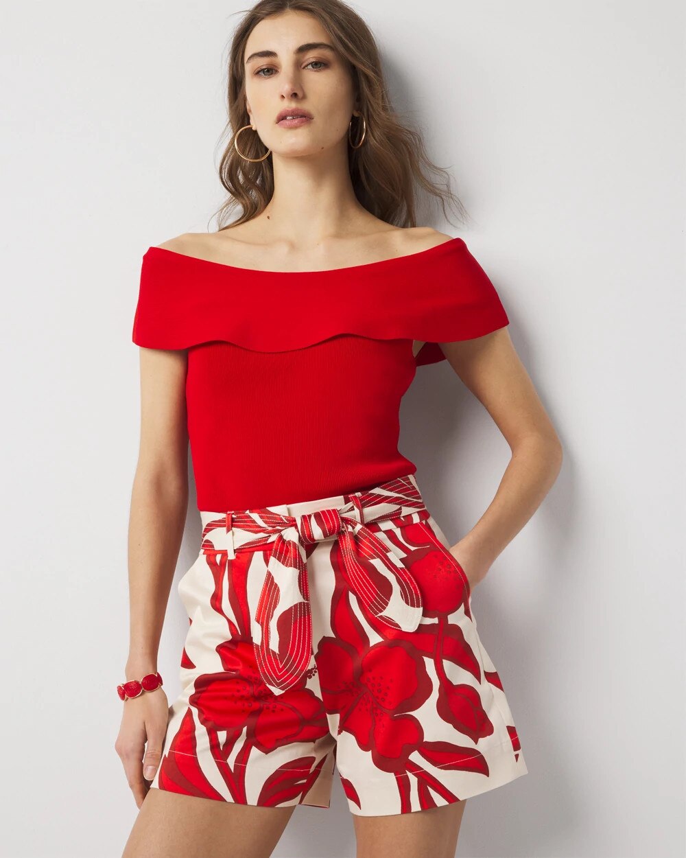 WHBM_WHBMFORME20OTS20Sweater_570389306_RED006728_OF_MAIN-3.jpeg