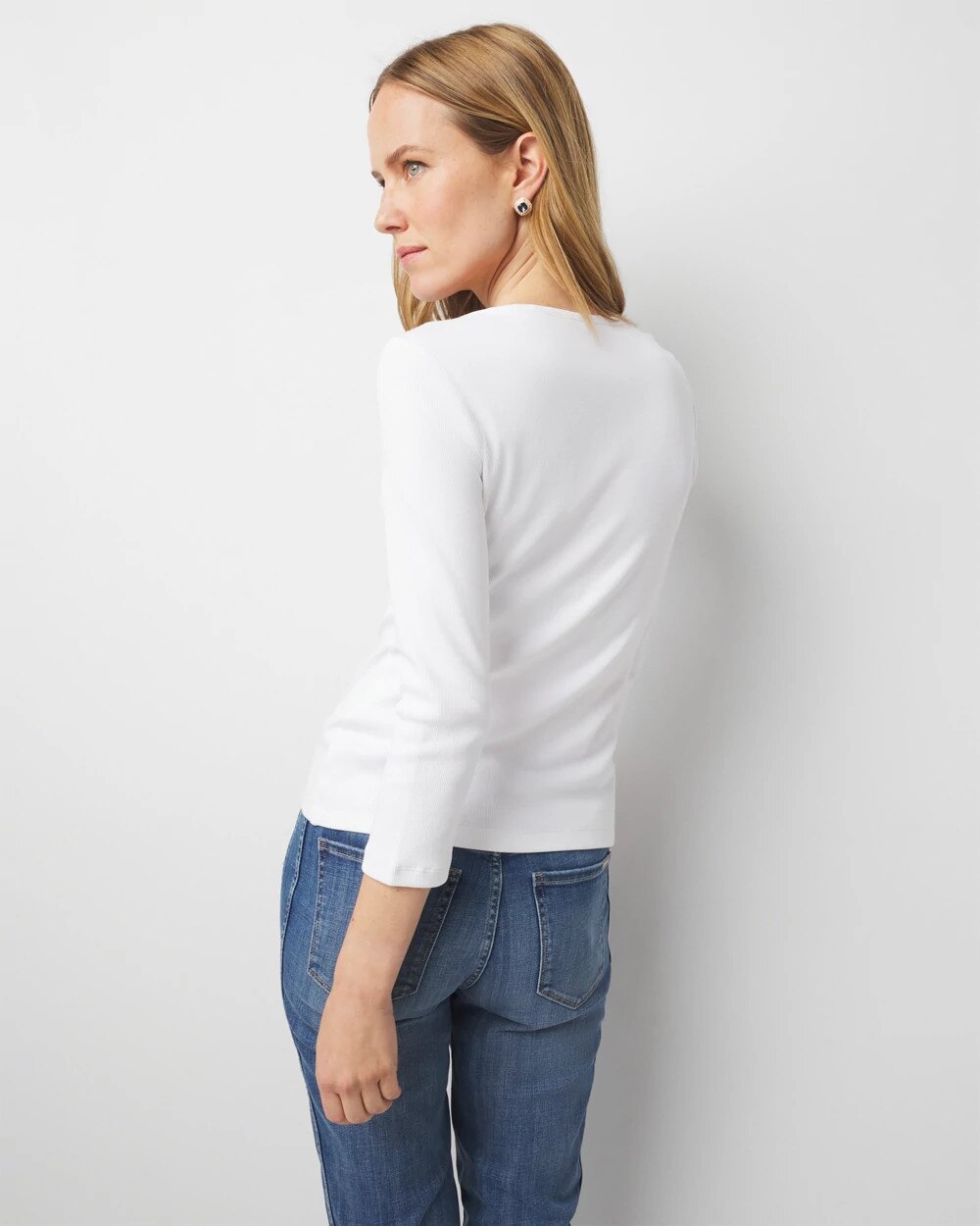 WHBM_WHBMFORME20Rib20Boat20Nk20Top_570380399_WHT000100_OF_ALT203.jpeg