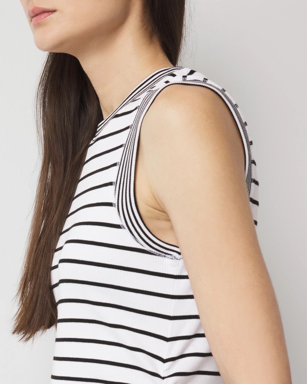 WHBM_WHBMFORME20Rib20Ruched20Tank_570388169_WHT006754_OF_ALT202.jpeg