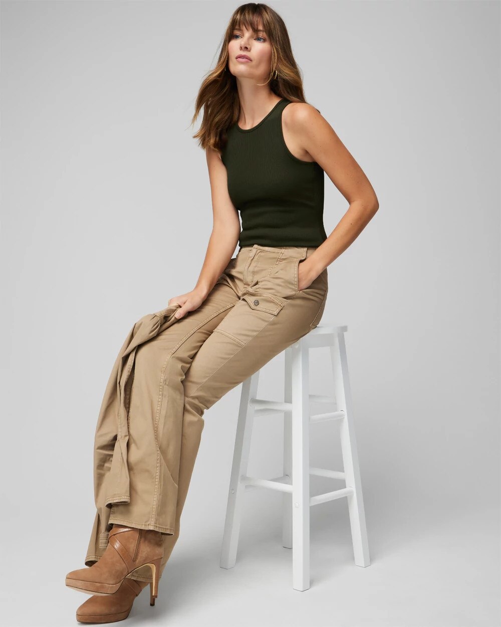 WHBM_WHBMFORME20Rib20Tank_570359361_GRN001664_OF_ALT201.jpeg