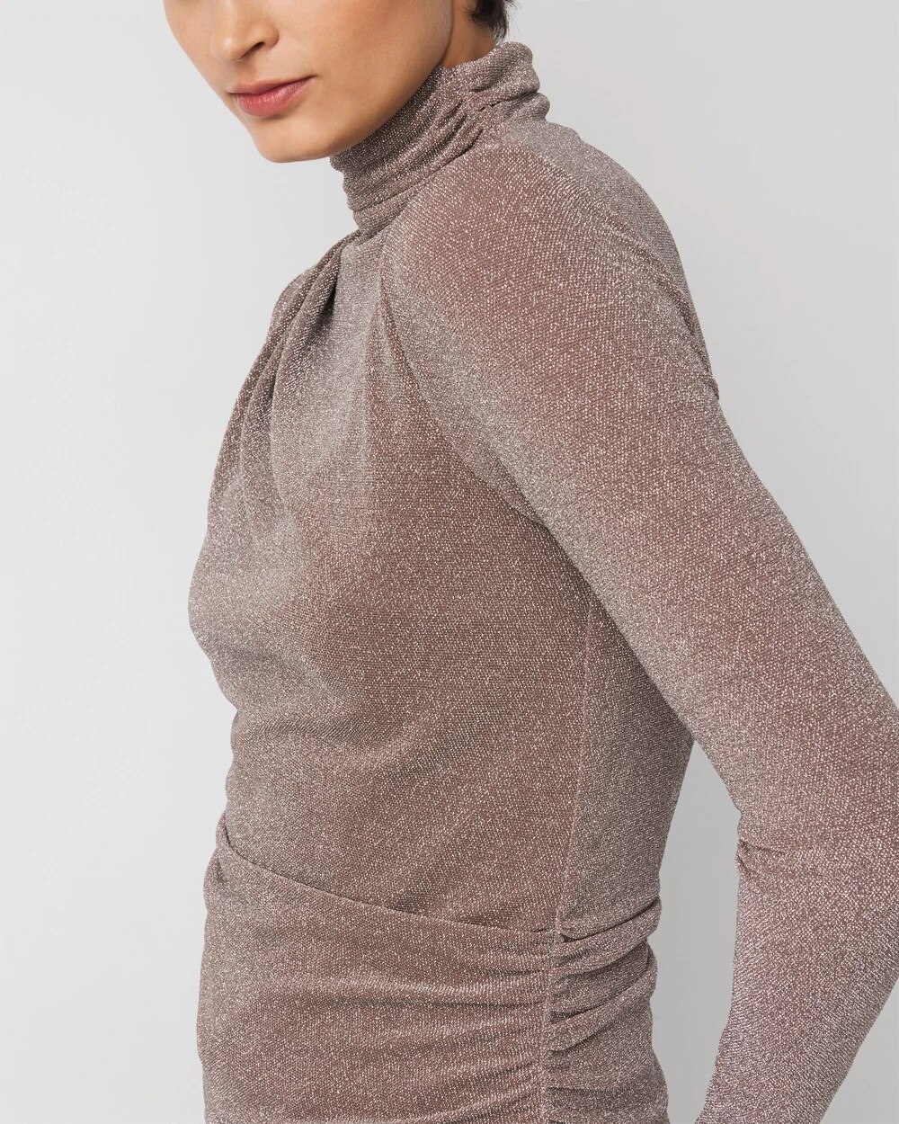 WHBM_WHBMFORME20Shimmer20Mock20Nk_570400774_GRY007329_OF_ALT202.jpeg