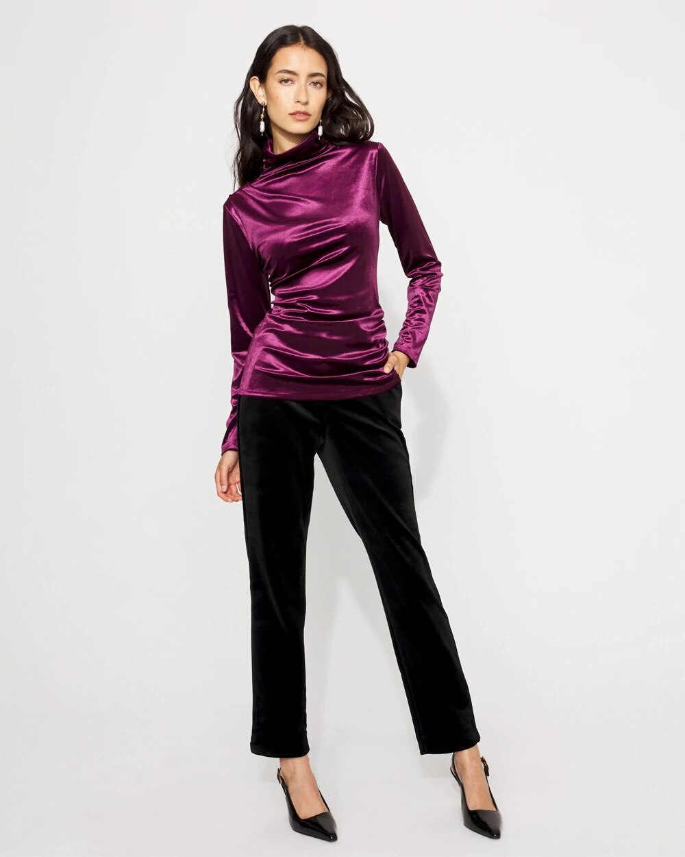 WHBM_WHBMFORME20Velvet20Mock20Nk_570400748_PRP002213_OF_ALT201.jpeg