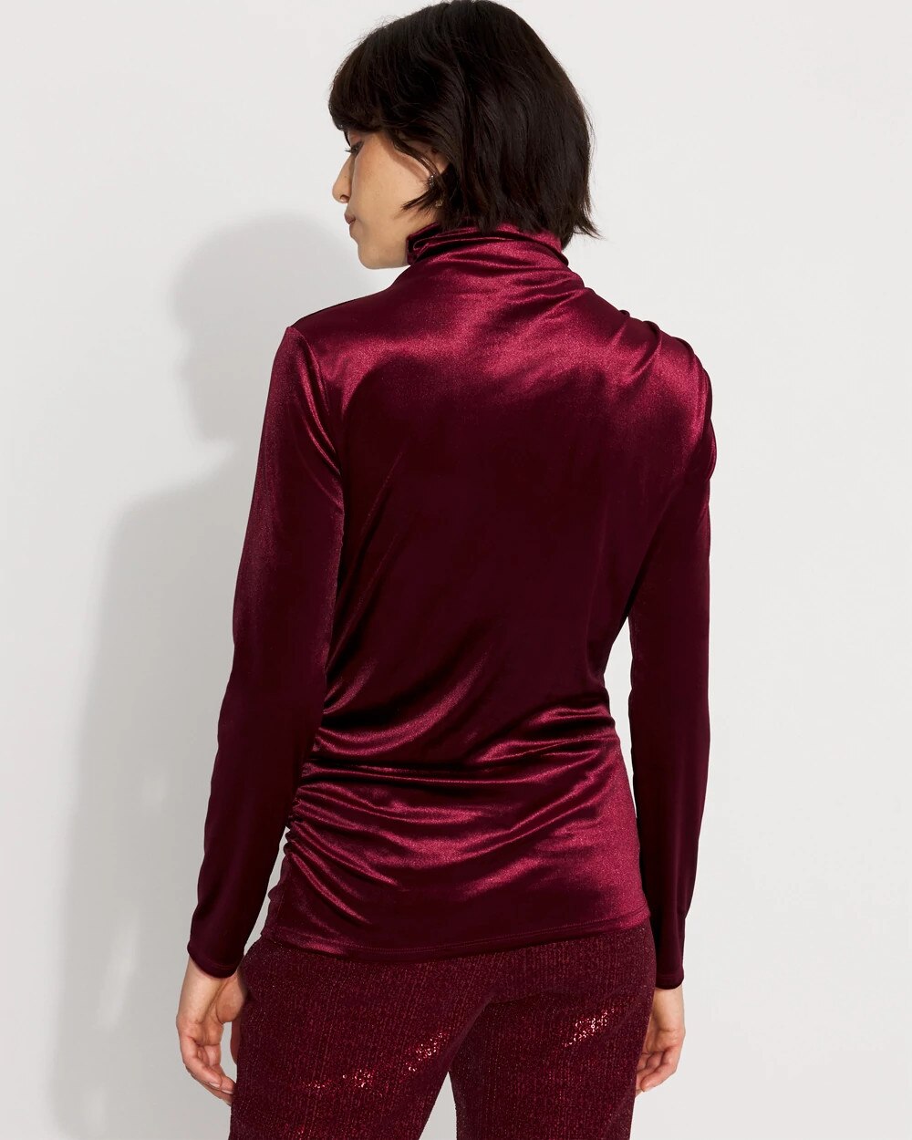 WHBM_WHBMFORME20Velvet20Mock20Nk_570400749_RED006838_OF_ALT203-1.jpeg
