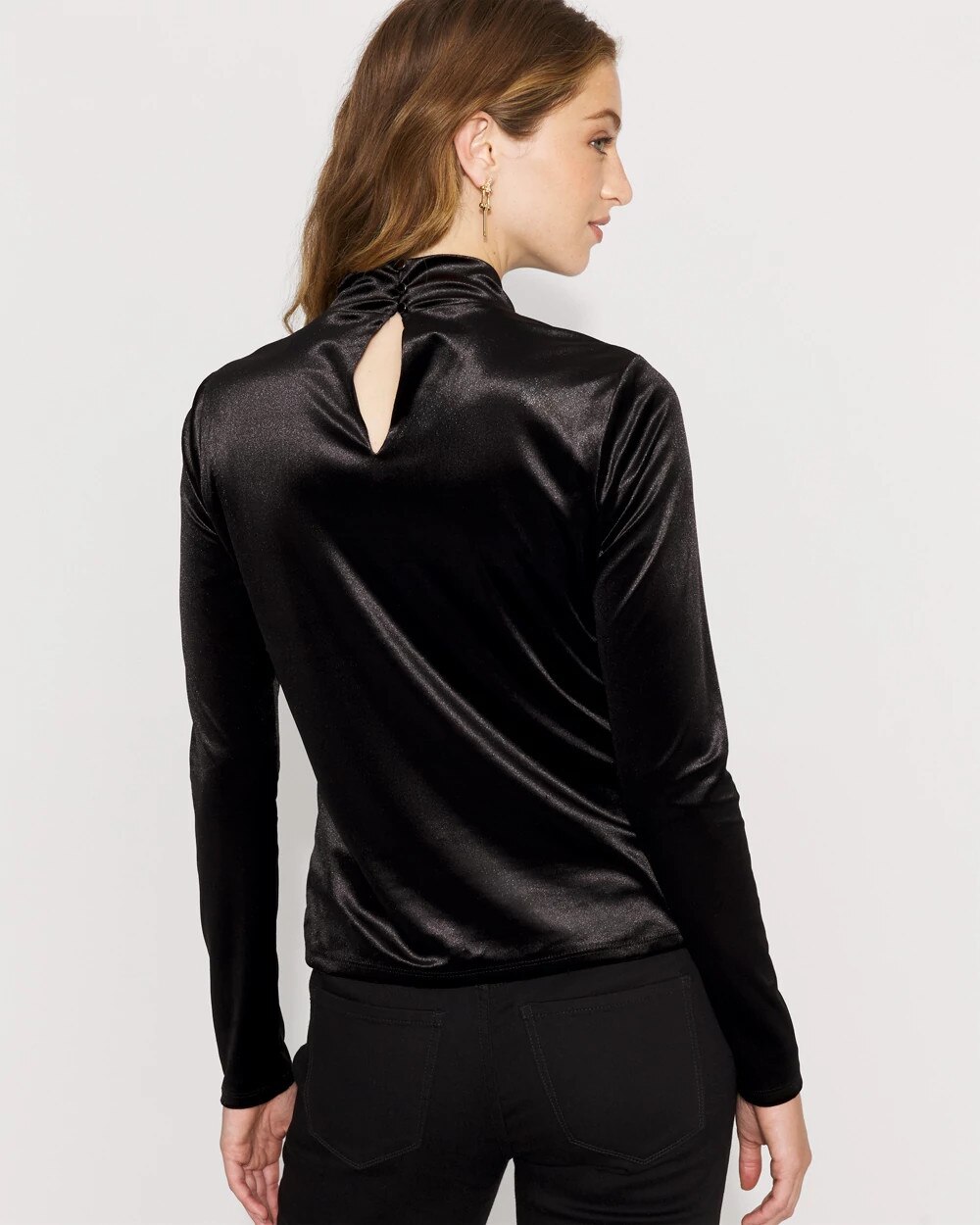 WHBM_WHBMFORME20Velvet20Twist20Nk_570400760_BLK000001_OF_ALT203.jpeg
