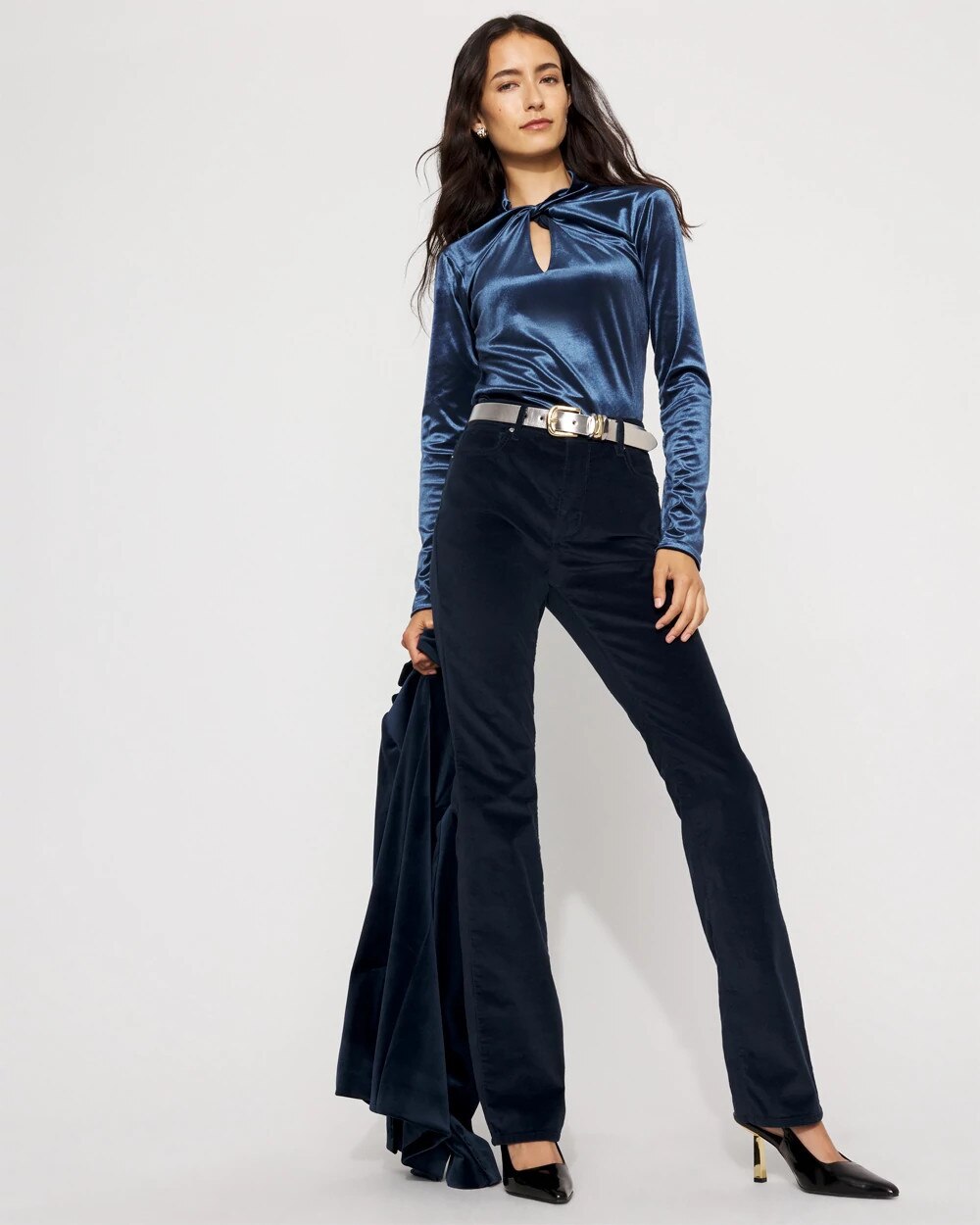 WHBM_WHBMFORME20Velvet20Twist20Nk_570400761_BLU002099_OF_ALT201-1.jpeg