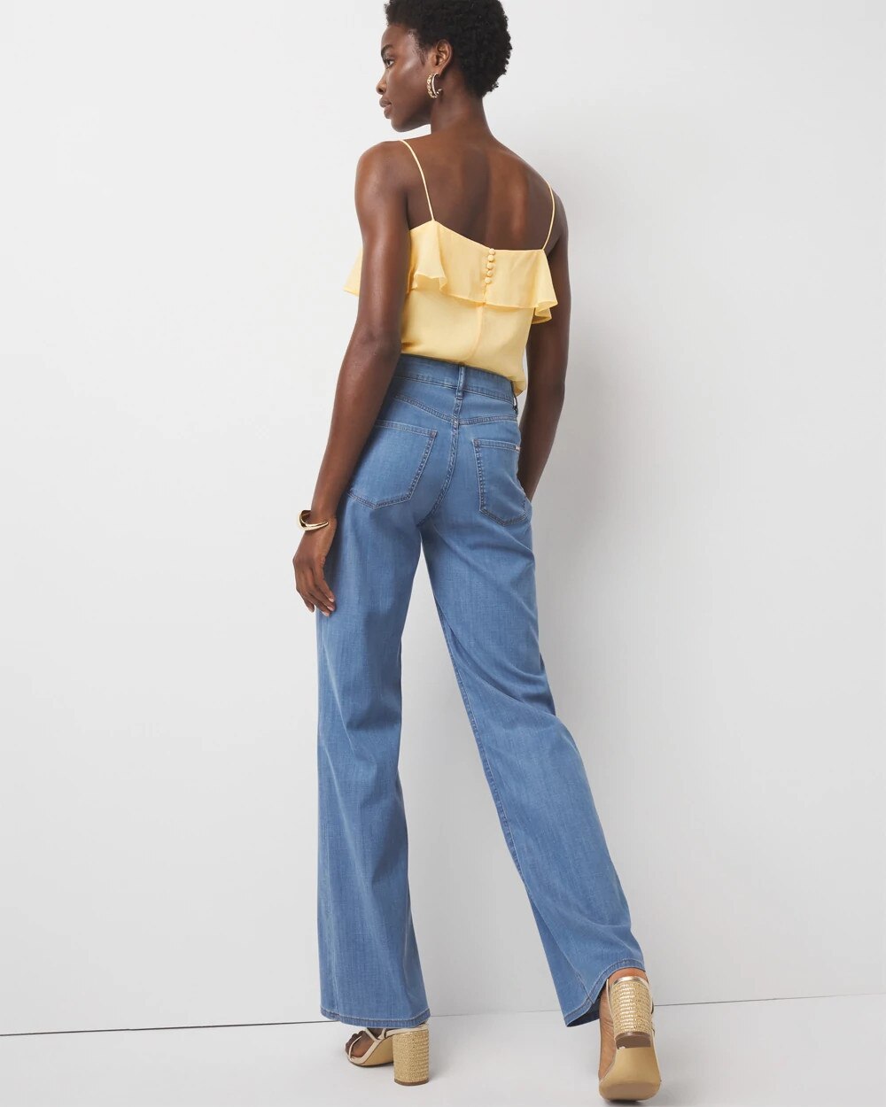 WHBM_Wide20Leg20520Pocket_570387816_BLU006742_OF_ALT201-1.jpeg