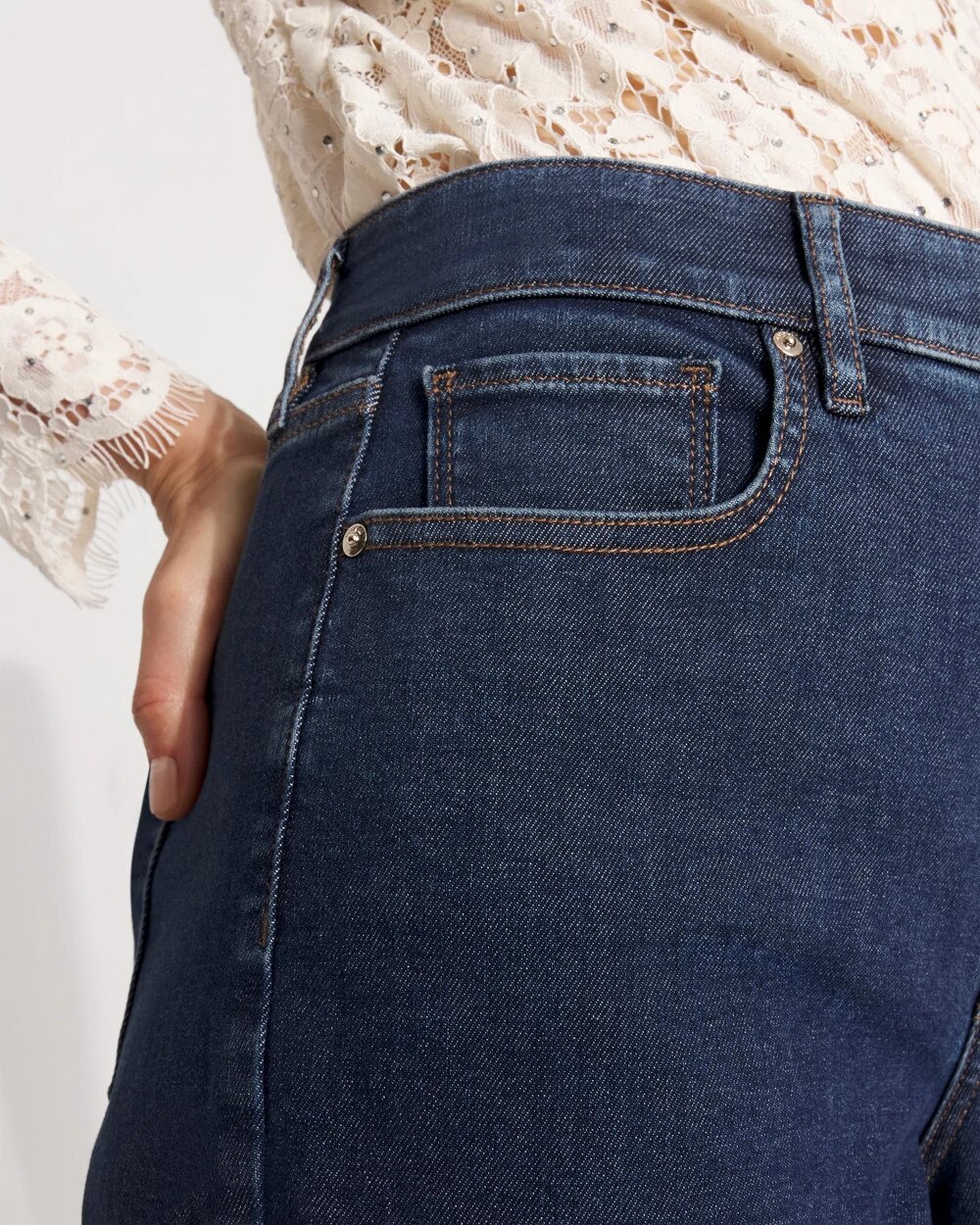 WHBM_Wide20Leg20Trouser20520Pocket_570394178_BLU007017_OF_ALT202.jpeg