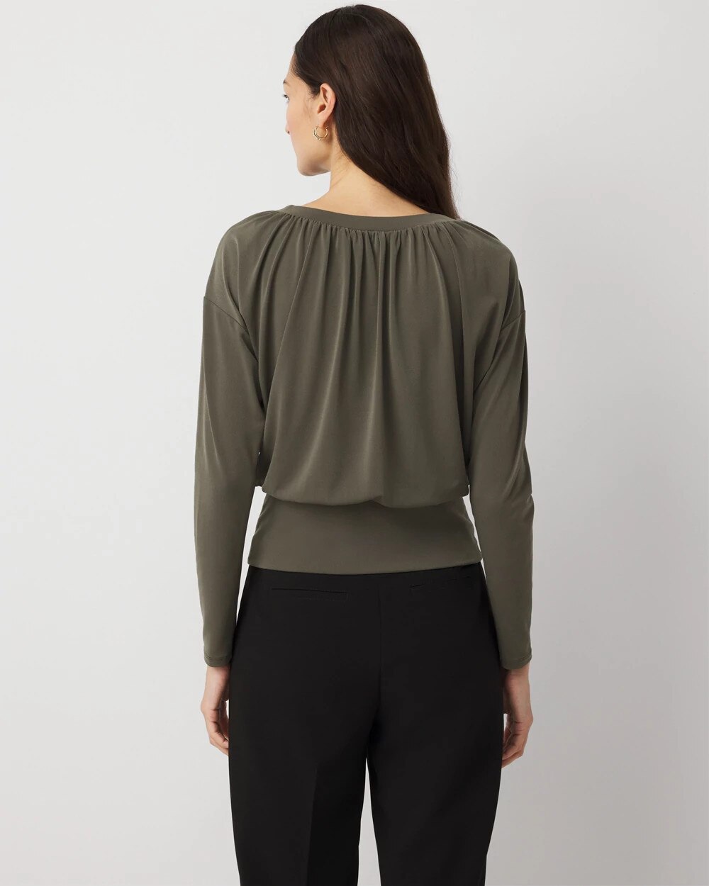 WHBM_Woven20Knit20Mix20Boat20Nk_570403152_GRN007271_OF_ALT203.jpeg