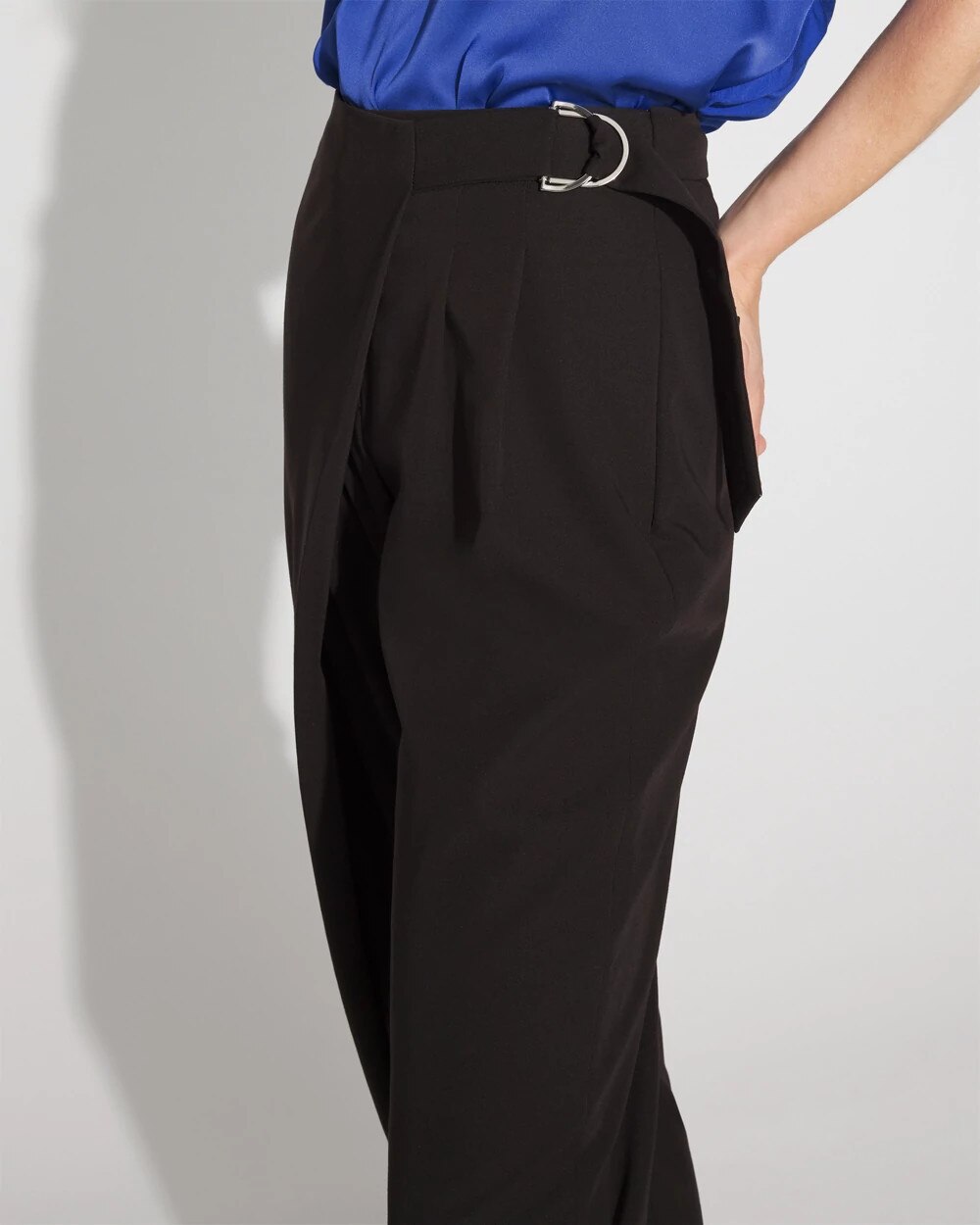 WHBM_Wrap20Tapered20Ankle_570392986_BLK000001_OF_ALT202.jpeg